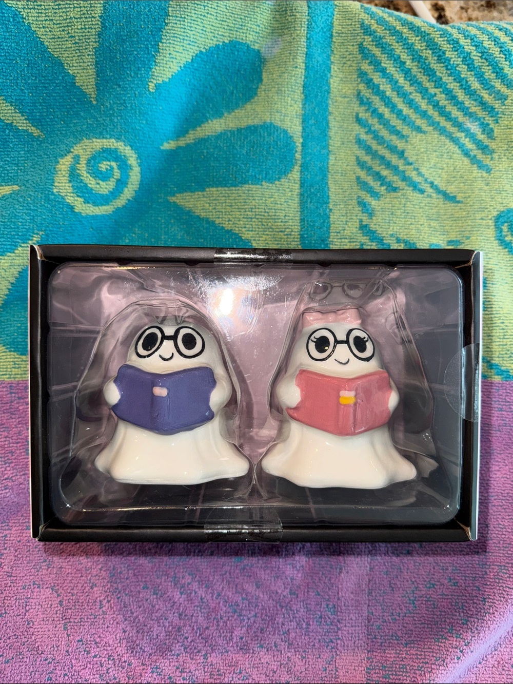 Booville Ghost with books salt and pepper shaker set